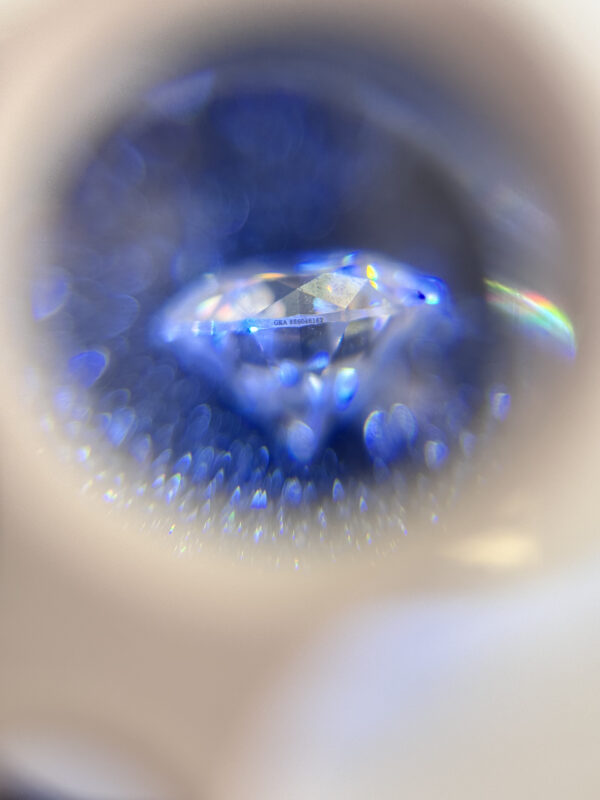 Pedra Moissanite 6mm 0.8 ct